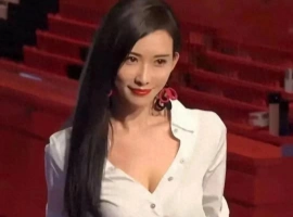 50岁林志玲现身日本活动，大方秀出身材，网友惊呼：说30岁我也信-芝麻资源分享网
